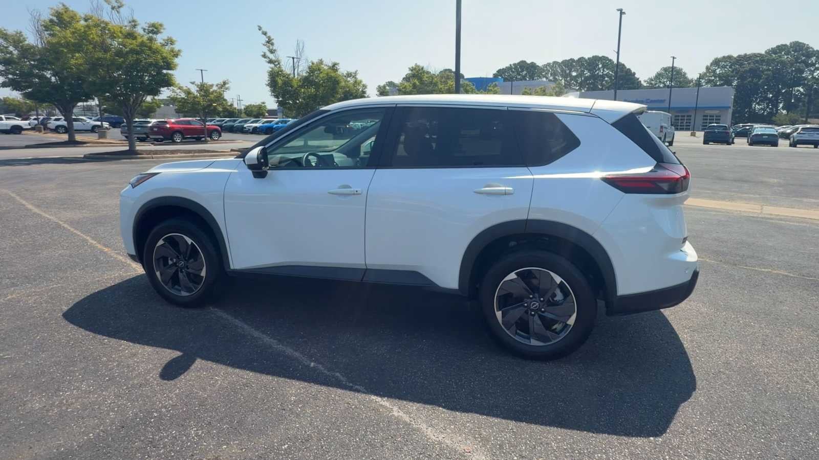 2024 Nissan Rogue SV