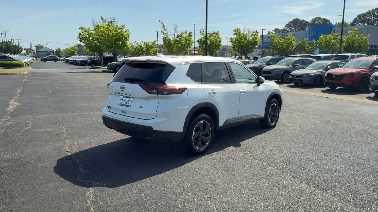 2024 Nissan Rogue SV