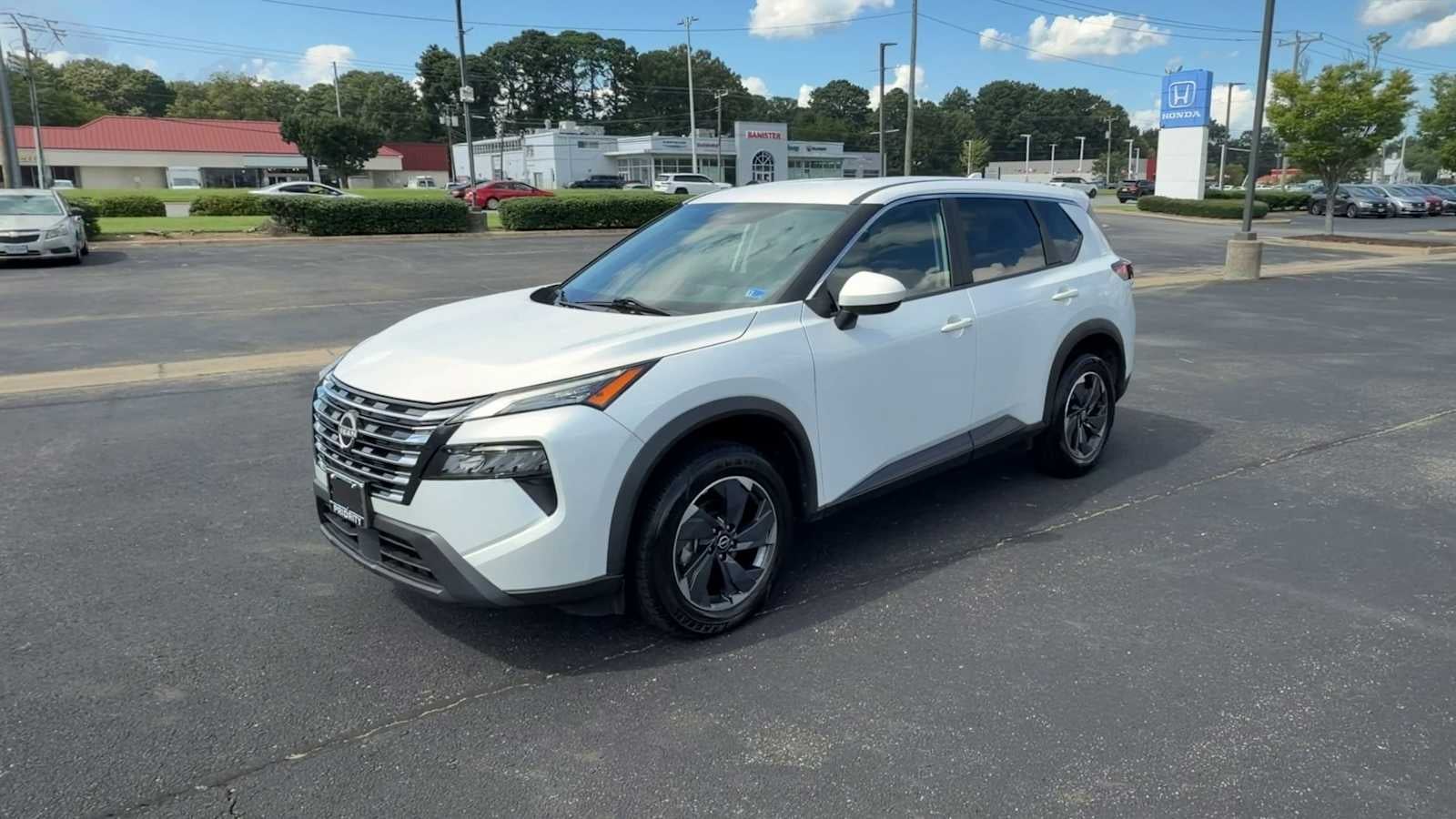 2024 Nissan Rogue SV