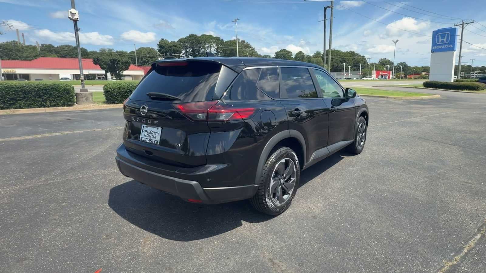 2024 Nissan Rogue SV