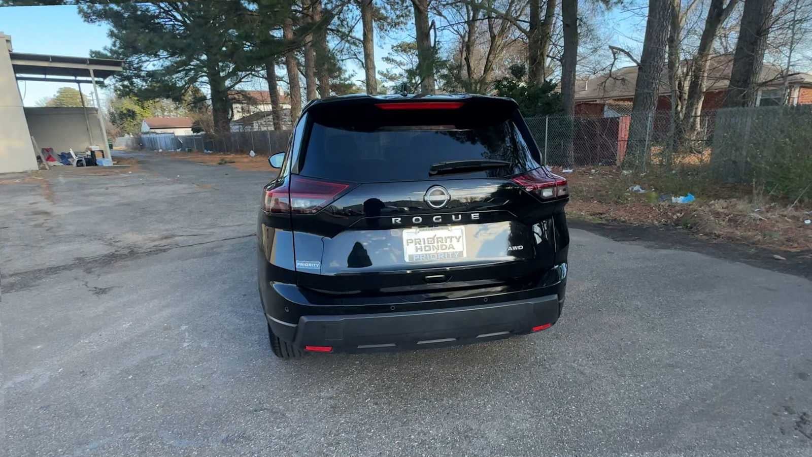 2025 Nissan Rogue SV