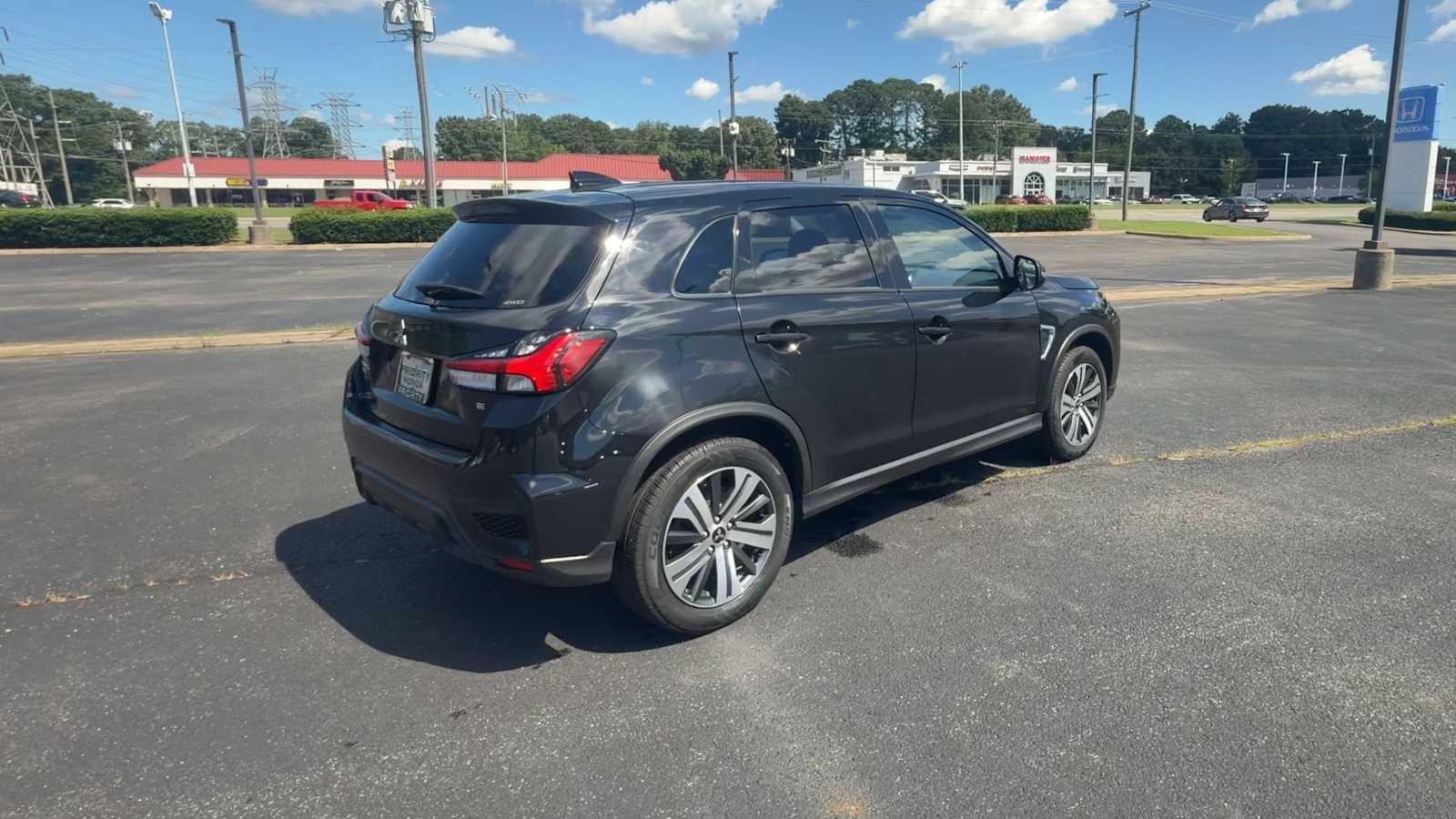2024 Mitsubishi Outlander Sport SE
