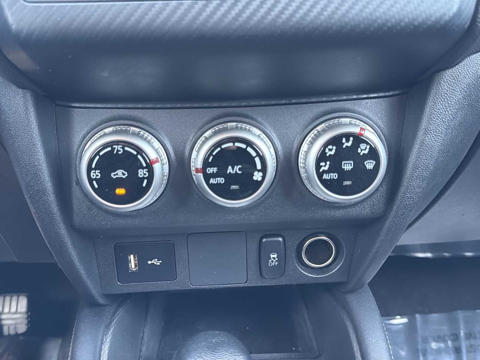 2024 Mitsubishi Outlander Sport ES
