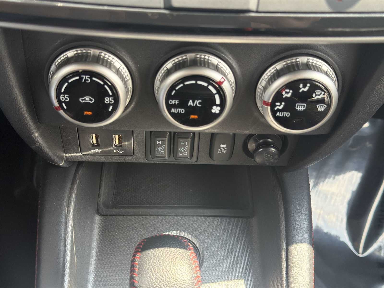 2025 Mitsubishi Outlander Sport LE