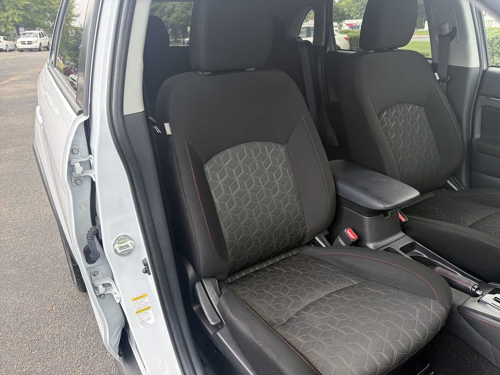 2025 Mitsubishi Outlander Sport LE