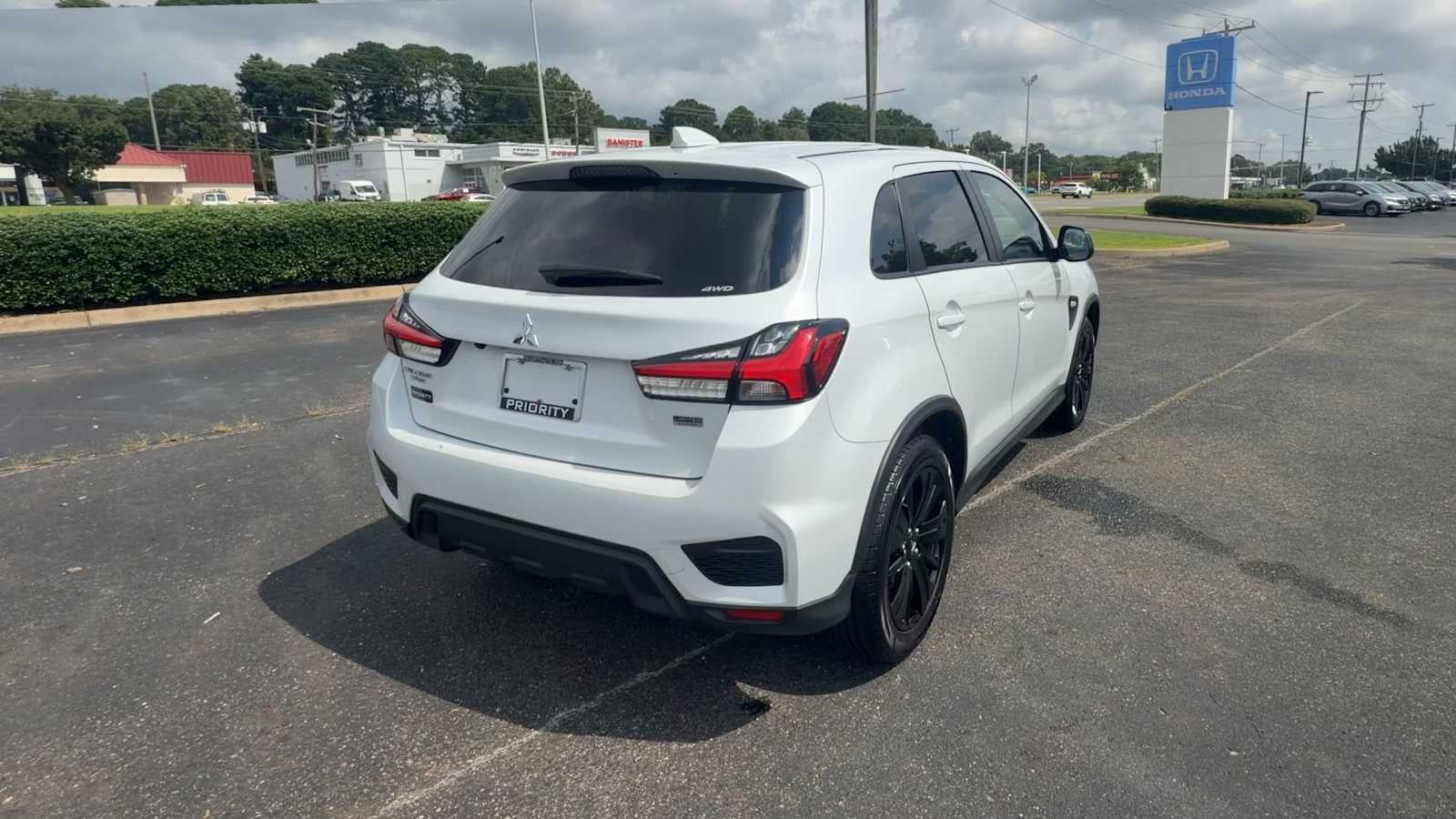 2025 Mitsubishi Outlander Sport LE