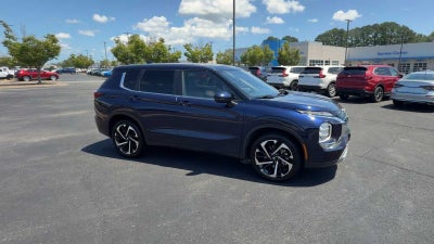 2024 Mitsubishi Outlander SE