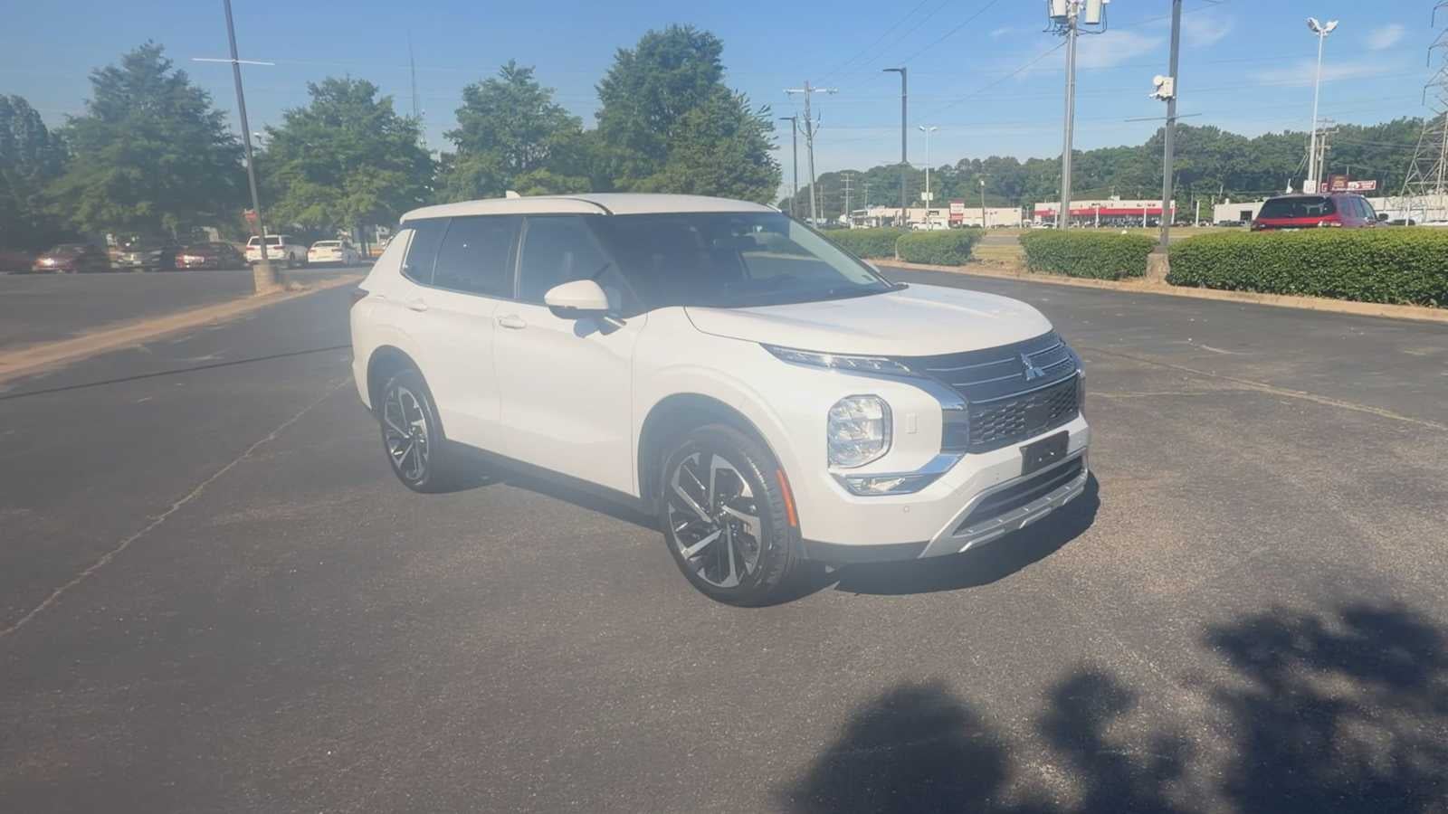 2024 Mitsubishi Outlander SE