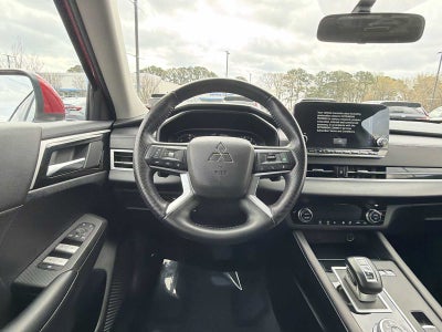 2024 Mitsubishi Outlander Plug-In Hybrid SE