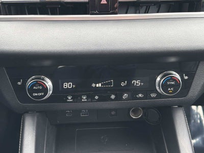 2024 Mitsubishi Outlander Plug-In Hybrid SE