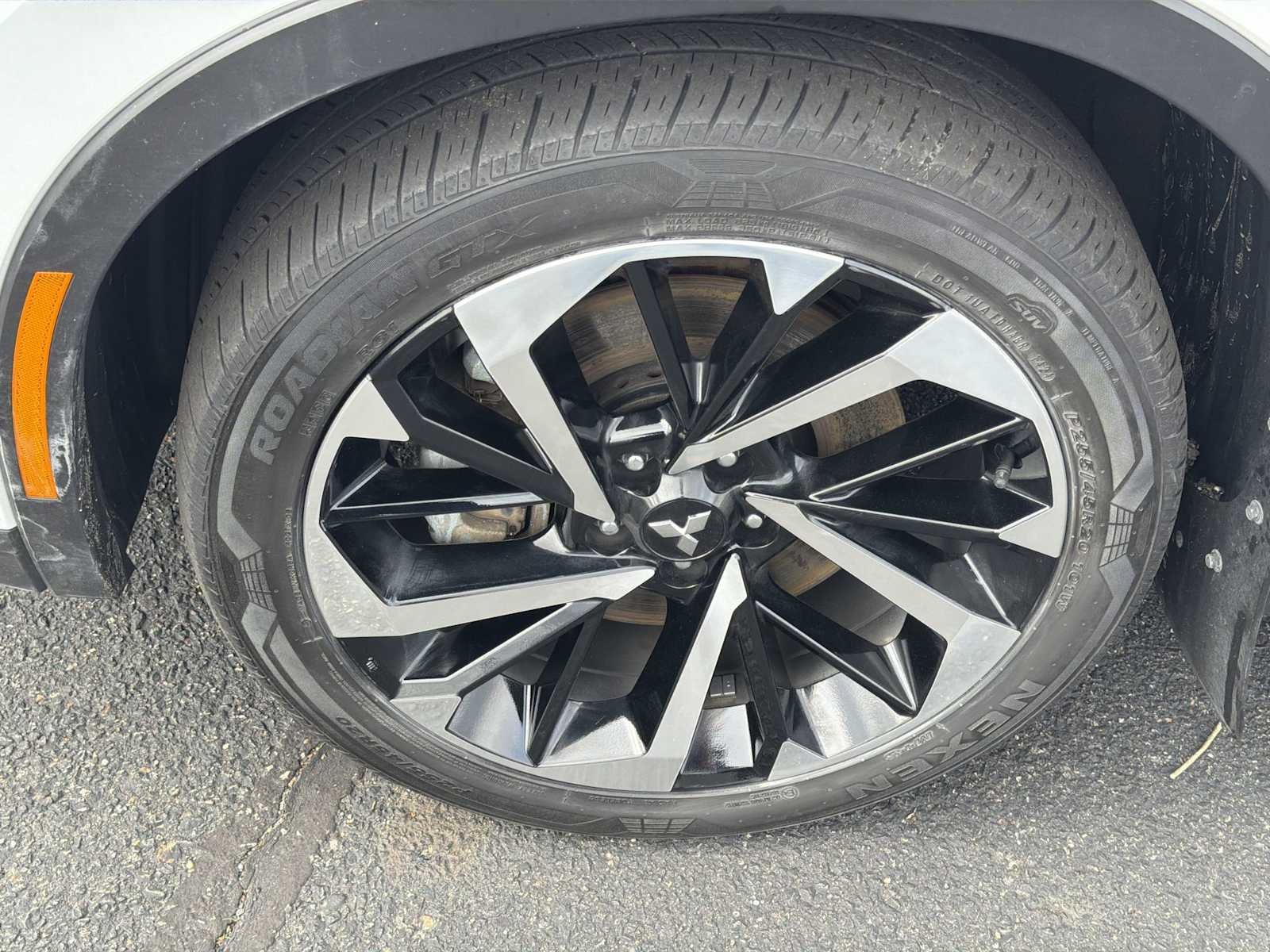 2024 Mitsubishi Outlander Plug-In Hybrid SE