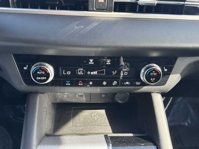 2024 Mitsubishi Outlander Plug-In Hybrid SEL