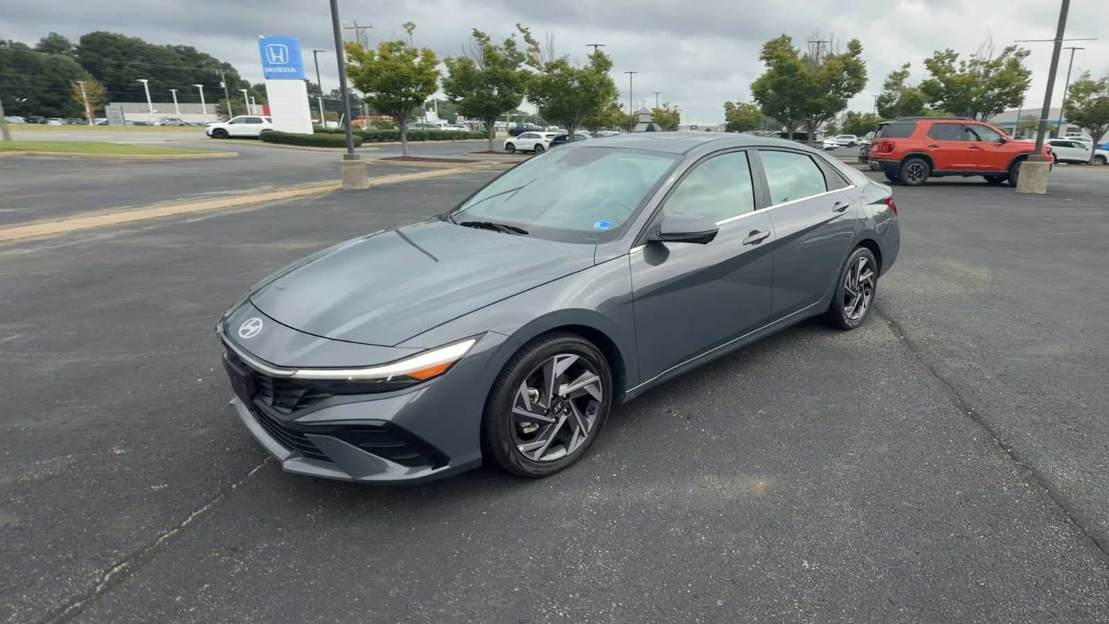 2024 Hyundai Elantra Limited