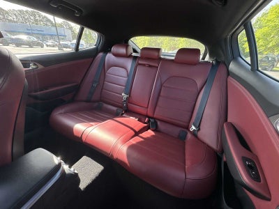 2020 Kia Stinger GT2