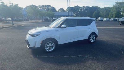 2024 Kia Soul LX