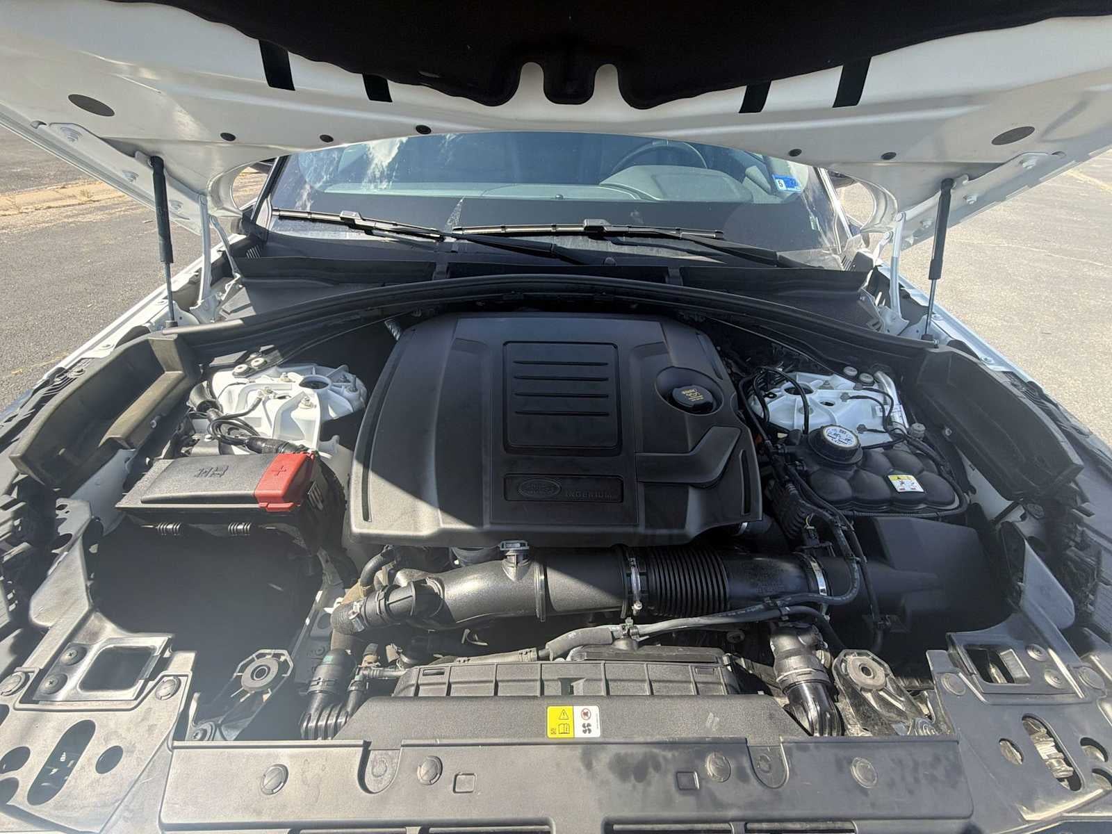 2025 Land Rover Range Rover Velar Dynamic SE