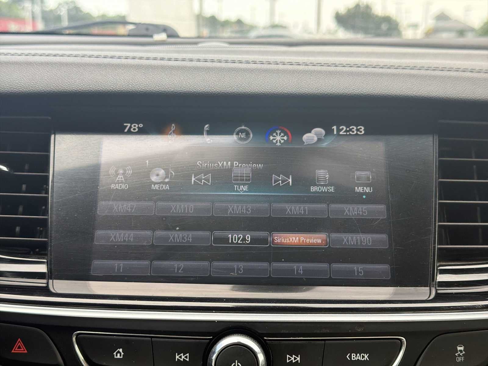 2018 Buick Regal Sportback Essence