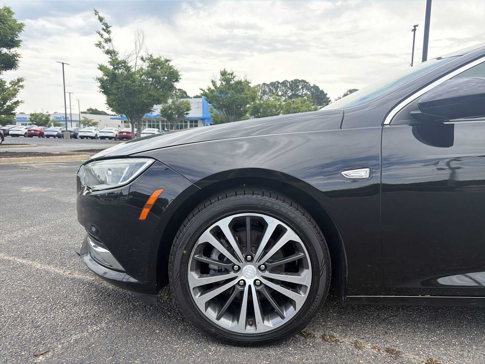 2018 Buick Regal Sportback Essence