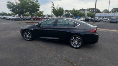 2018 Buick Regal Sportback Essence