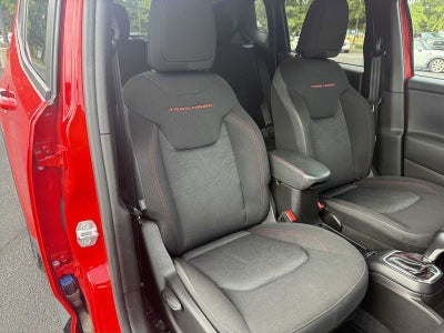 2023 Jeep Renegade Trailhawk