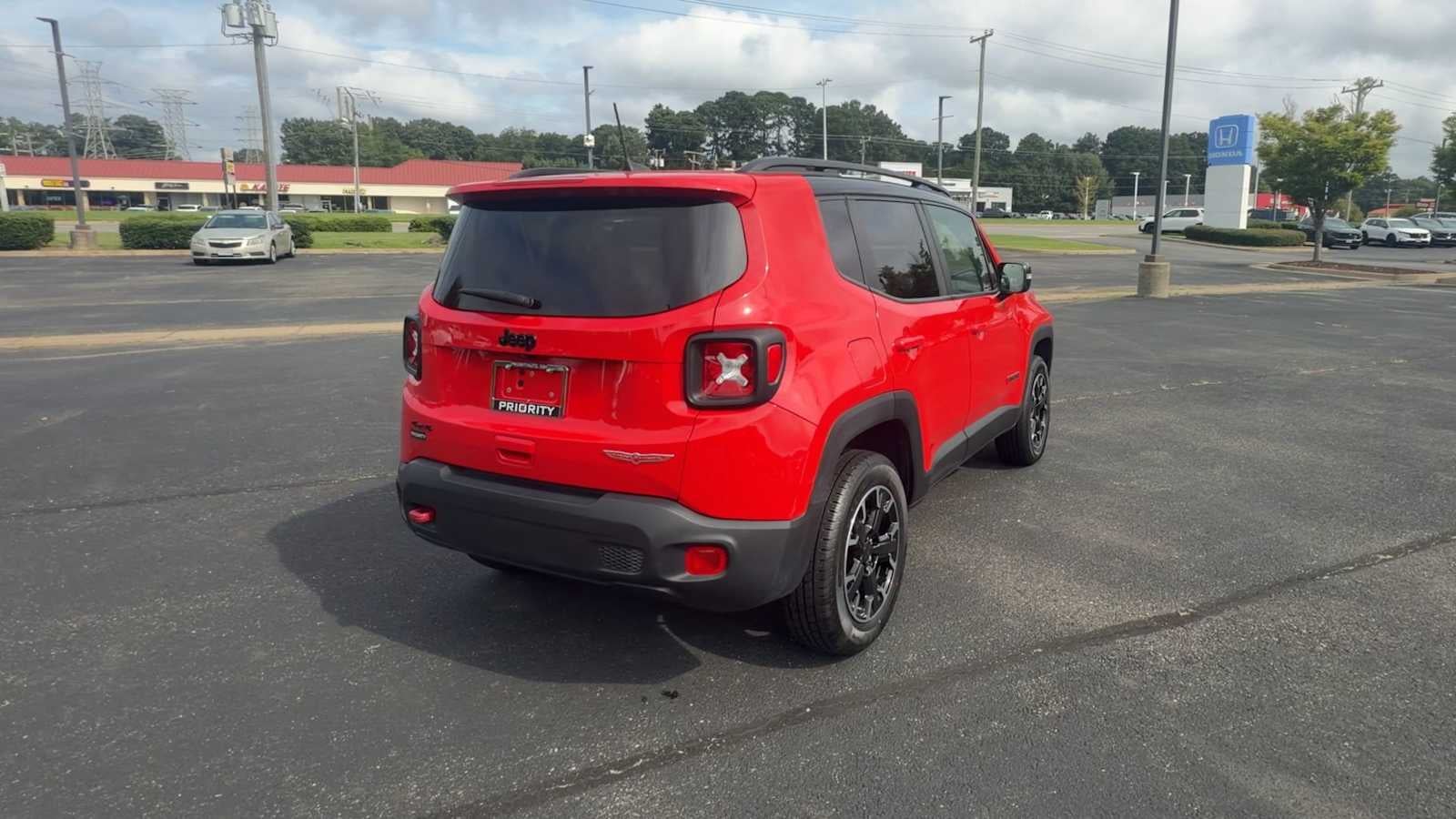 2023 Jeep Renegade Trailhawk